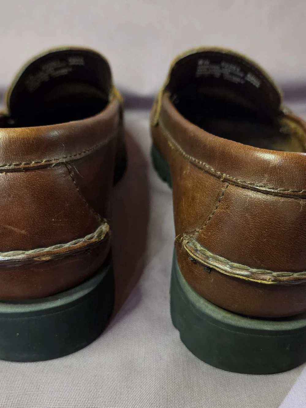 Timberland Mens Sz 8 Moccasin Toe Casual Loafers